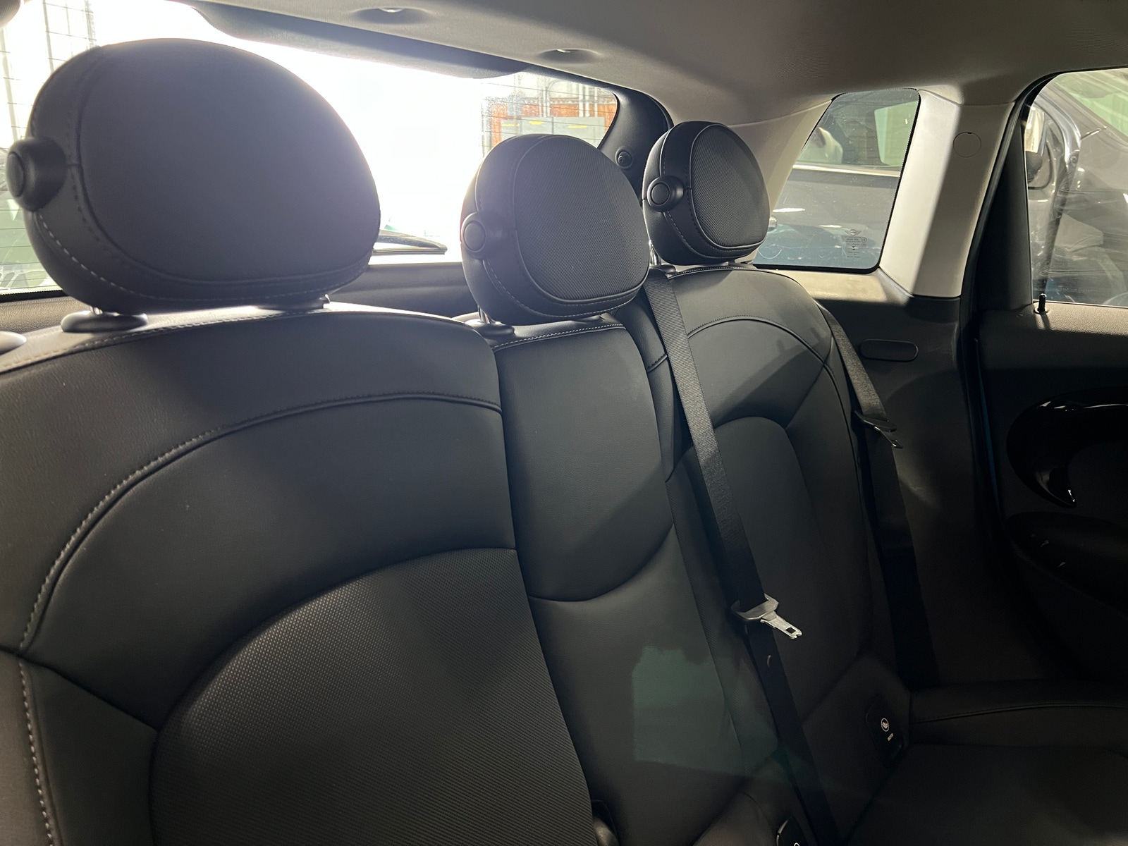 Thumbnail: 2019 MINI Cooper Hardtop - 5