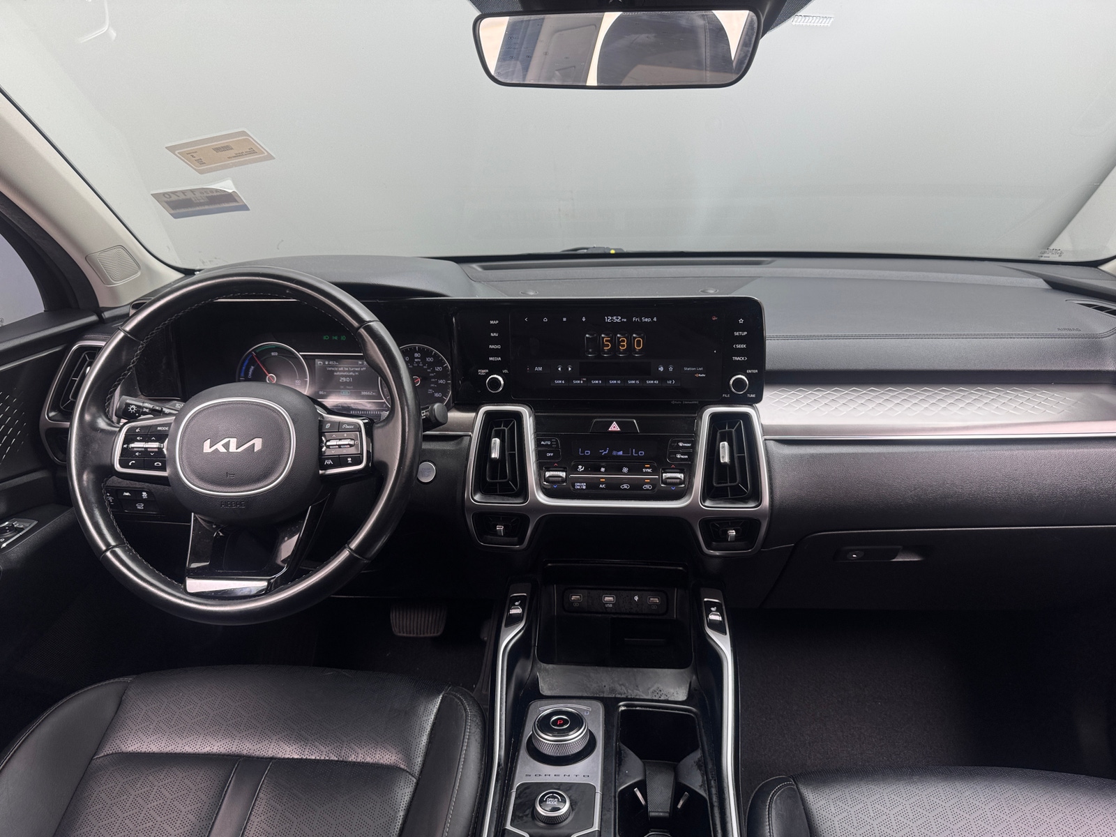 Thumbnail: 2022 Kia Sorento - 2