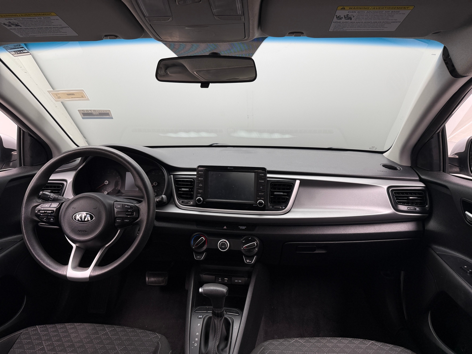 Thumbnail: 2020 Kia Rio - 3