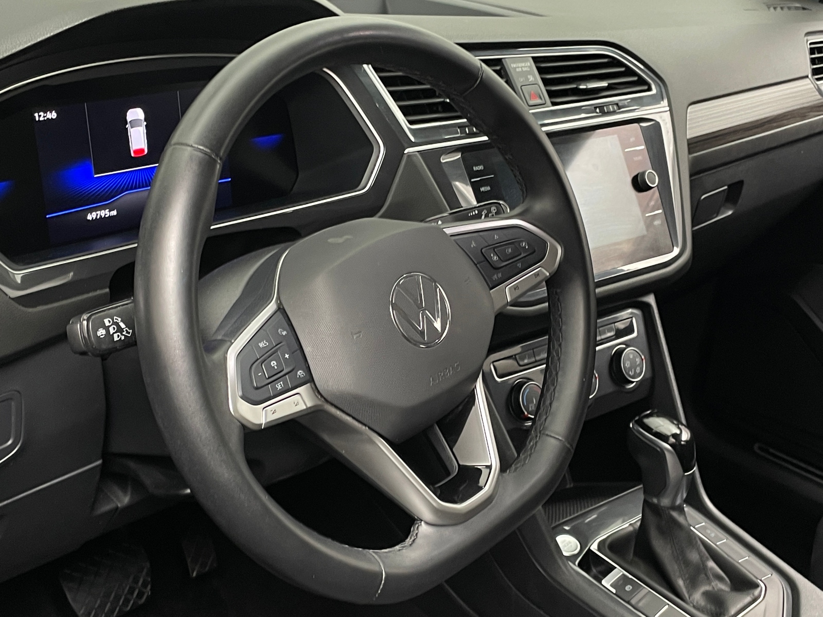 Thumbnail: 2024 Volkswagen Tiguan - 4