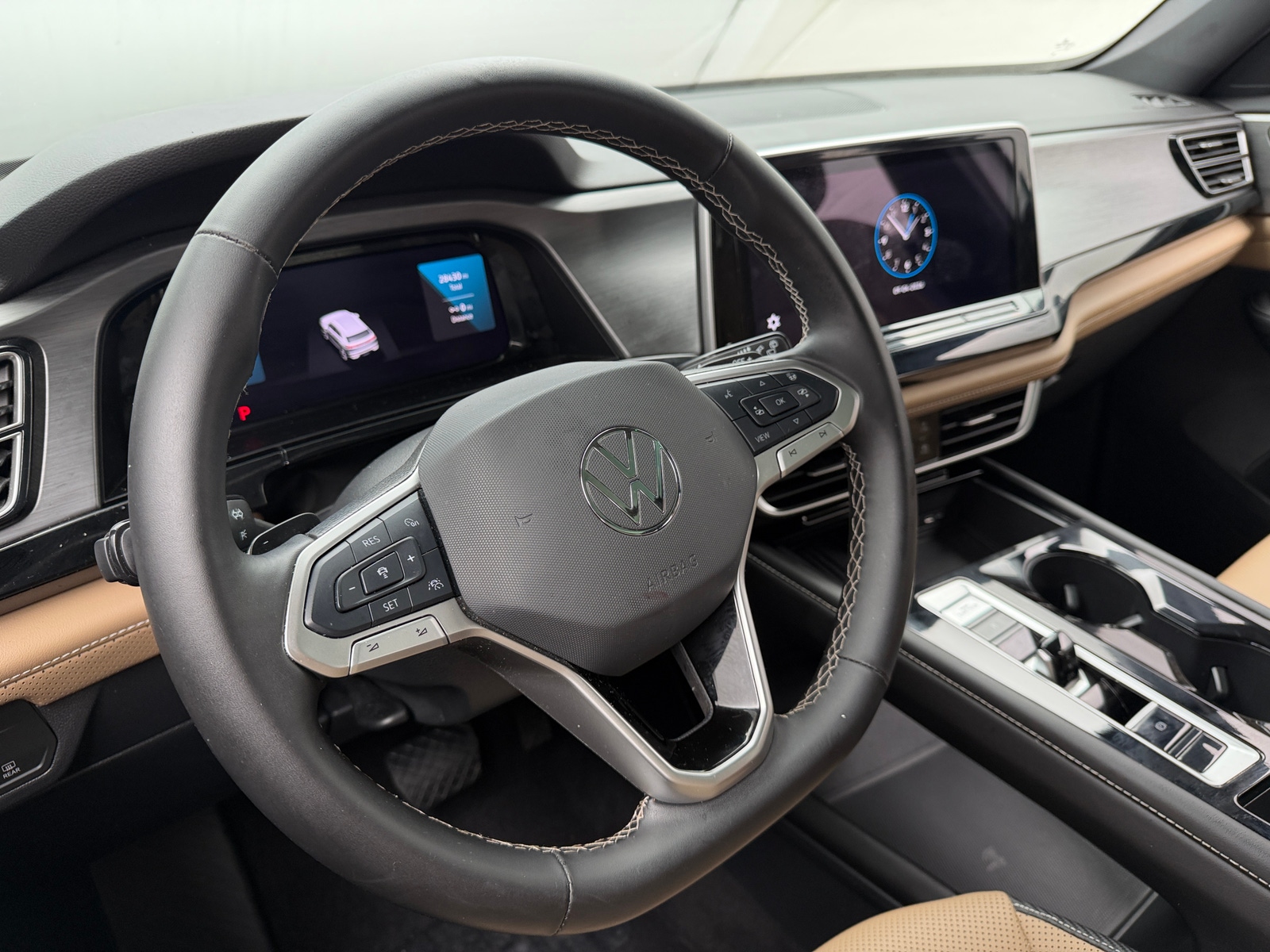 Thumbnail: 2025 Volkswagen Atlas - 4