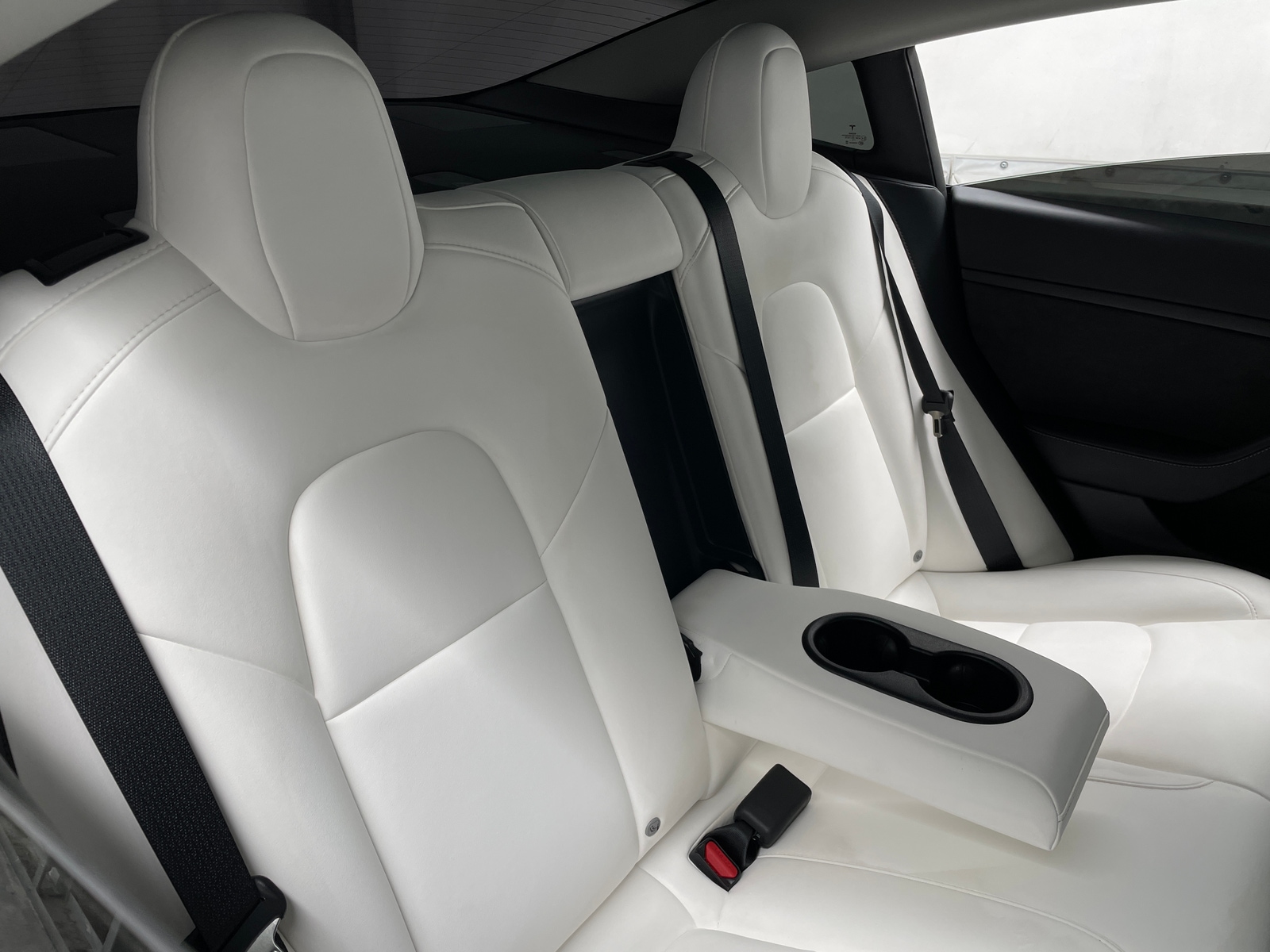 Thumbnail: 2022 Tesla Model 3 - 5