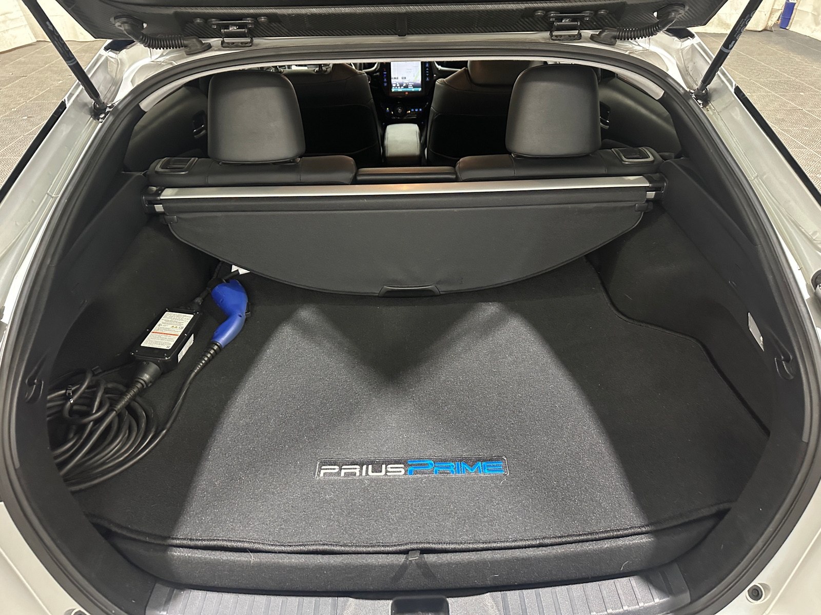Thumbnail: 2019 Toyota Prius Prime - 6