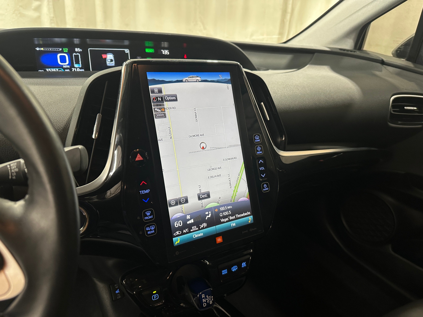 Thumbnail: 2019 Toyota Prius Prime - 3