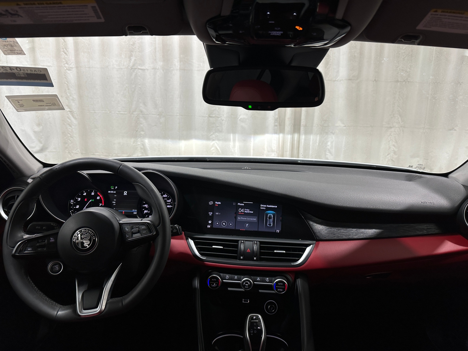 Thumbnail: 2020 Alfa Romeo Giulia - 2