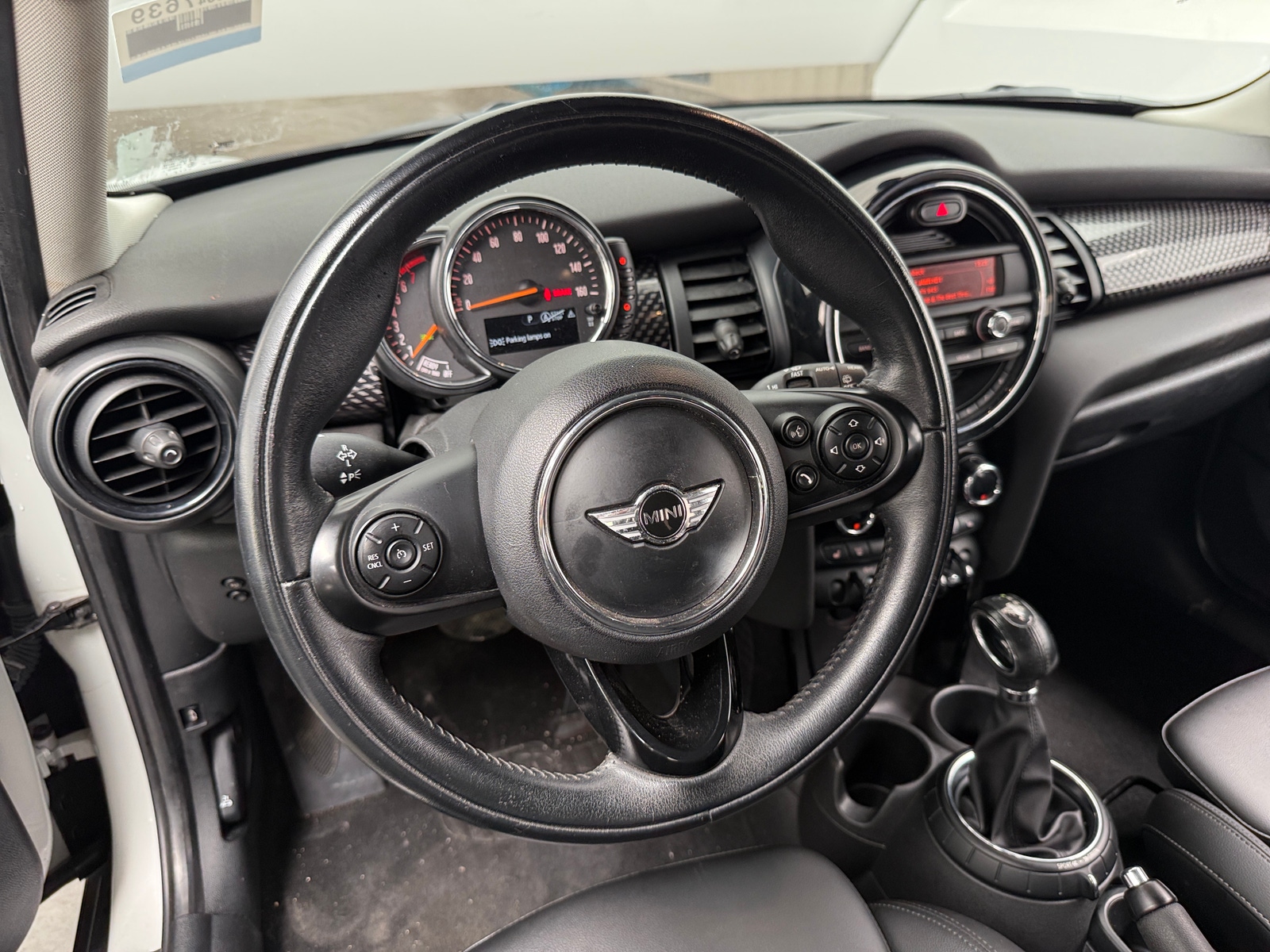 Thumbnail: 2016 MINI Cooper Hardtop - 5