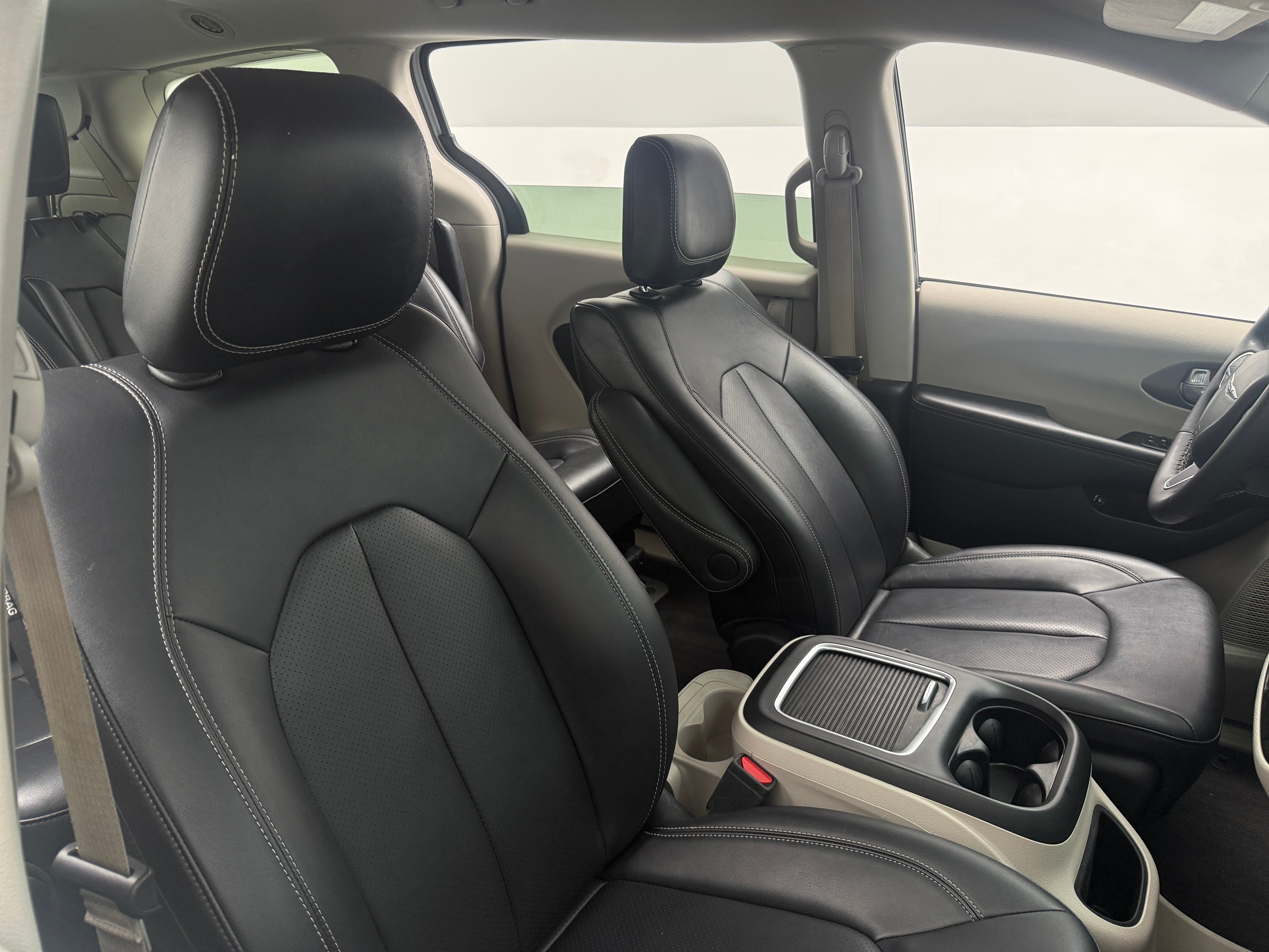 2024 Chrysler Pacifica PHEV