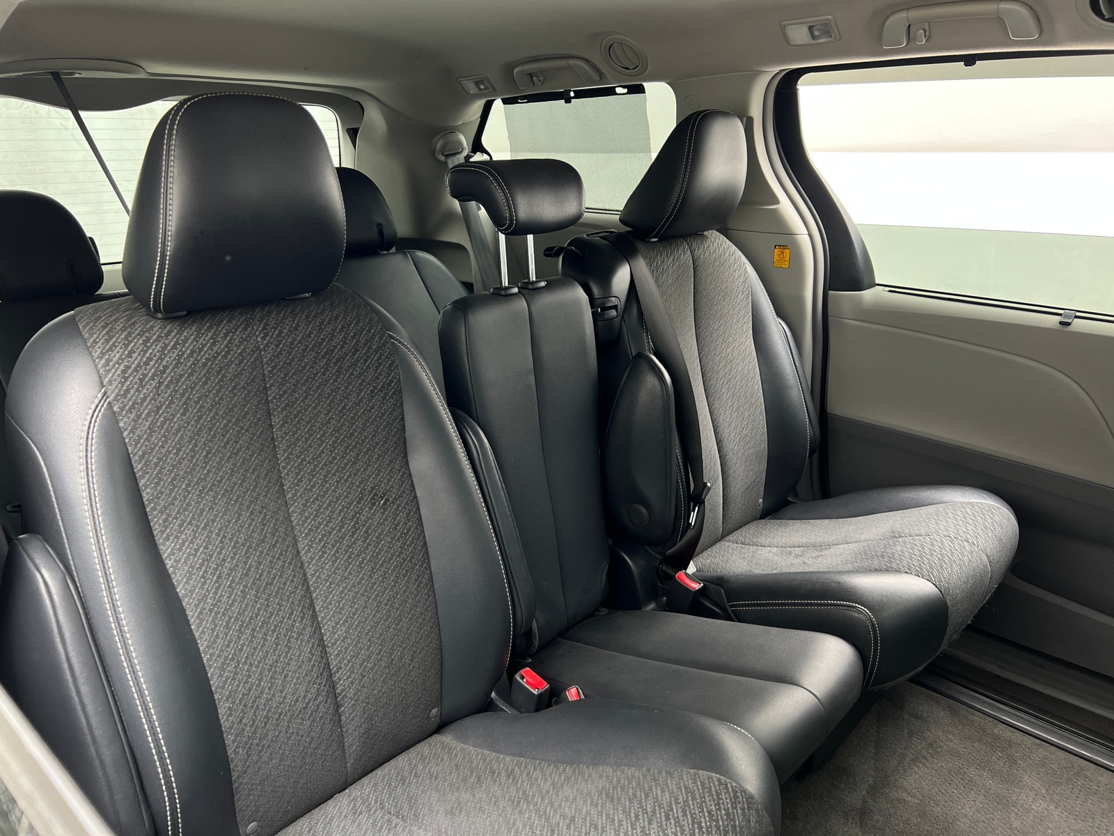 Thumbnail: 2013 Toyota Sienna - 5