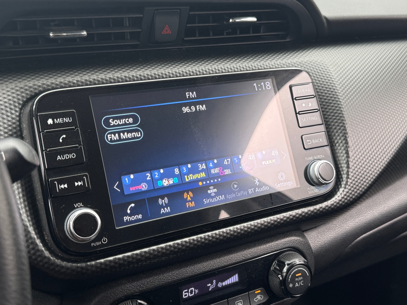 Thumbnail: 2021 Nissan Kicks - 4