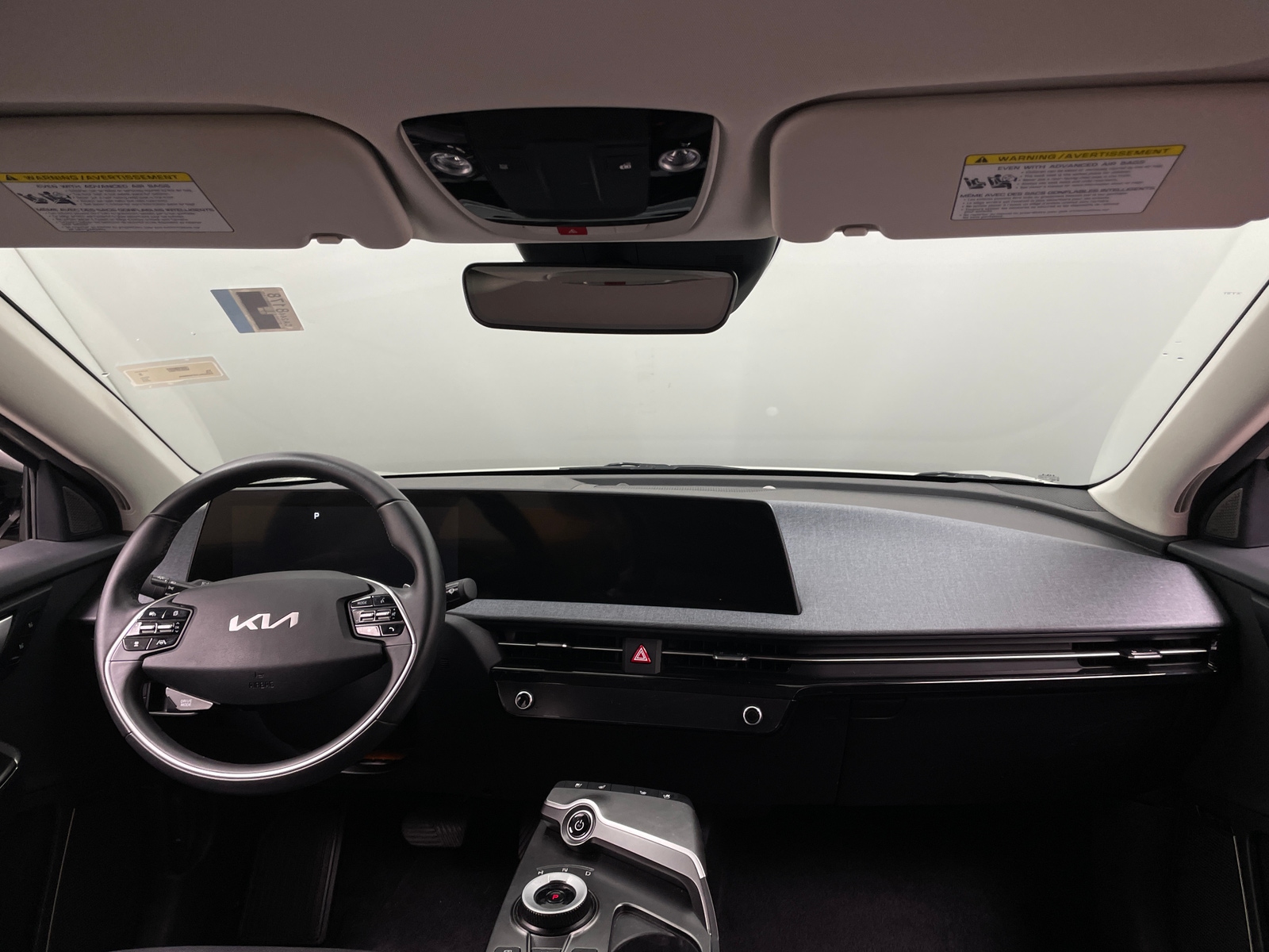 Thumbnail: 2023 Kia EV6 - 2