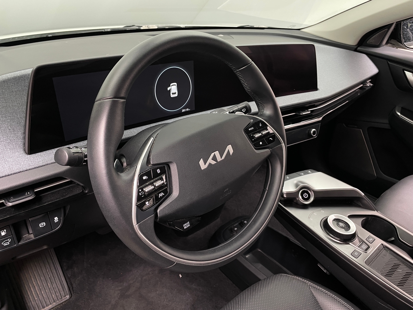 Thumbnail: 2023 Kia EV6 - 4