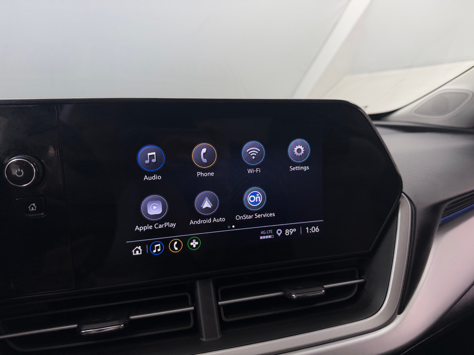 Thumbnail: 2024 Chevrolet Trax - 4