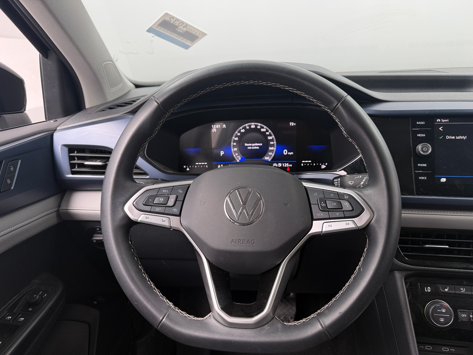 Thumbnail: 2024 Volkswagen Taos - 4