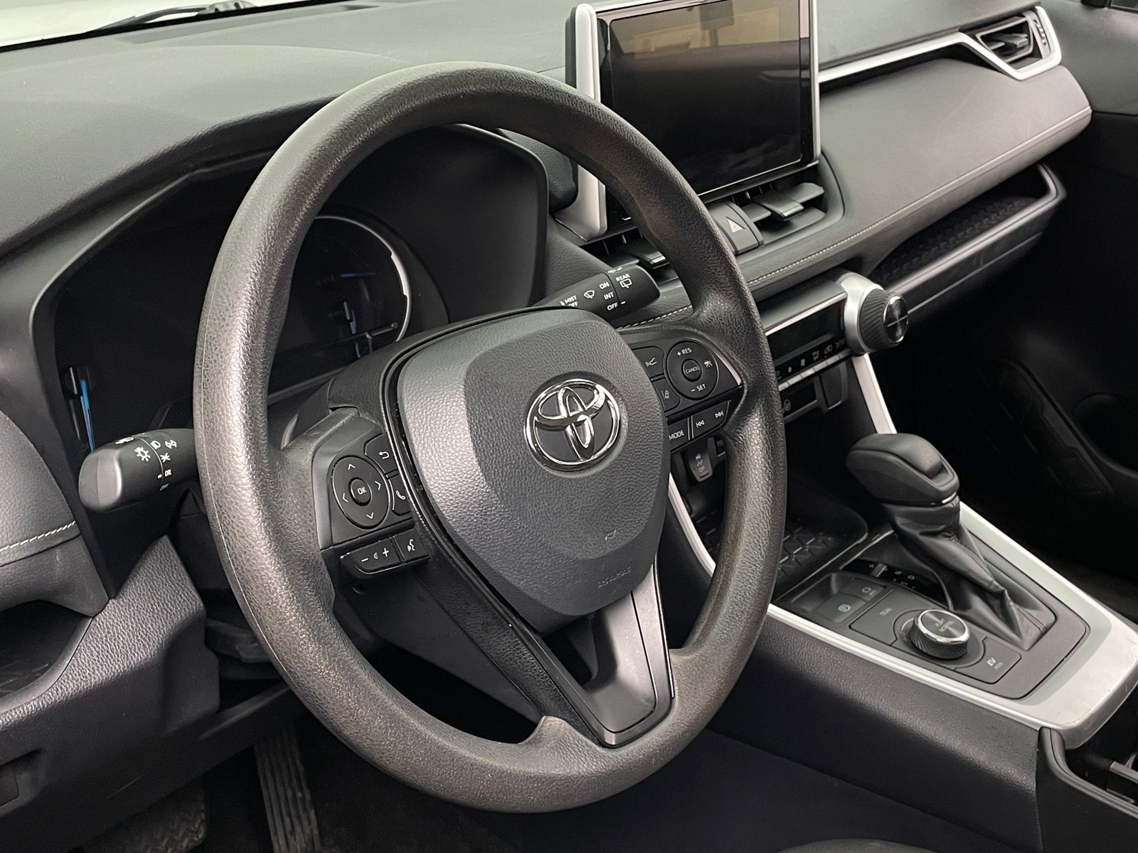 Thumbnail: 2024 Toyota RAV4 - 5
