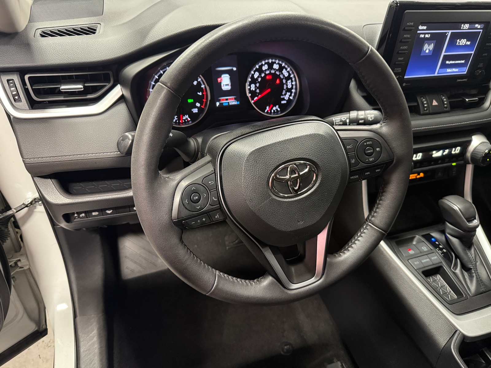 Thumbnail: 2022 Toyota RAV4 - 5