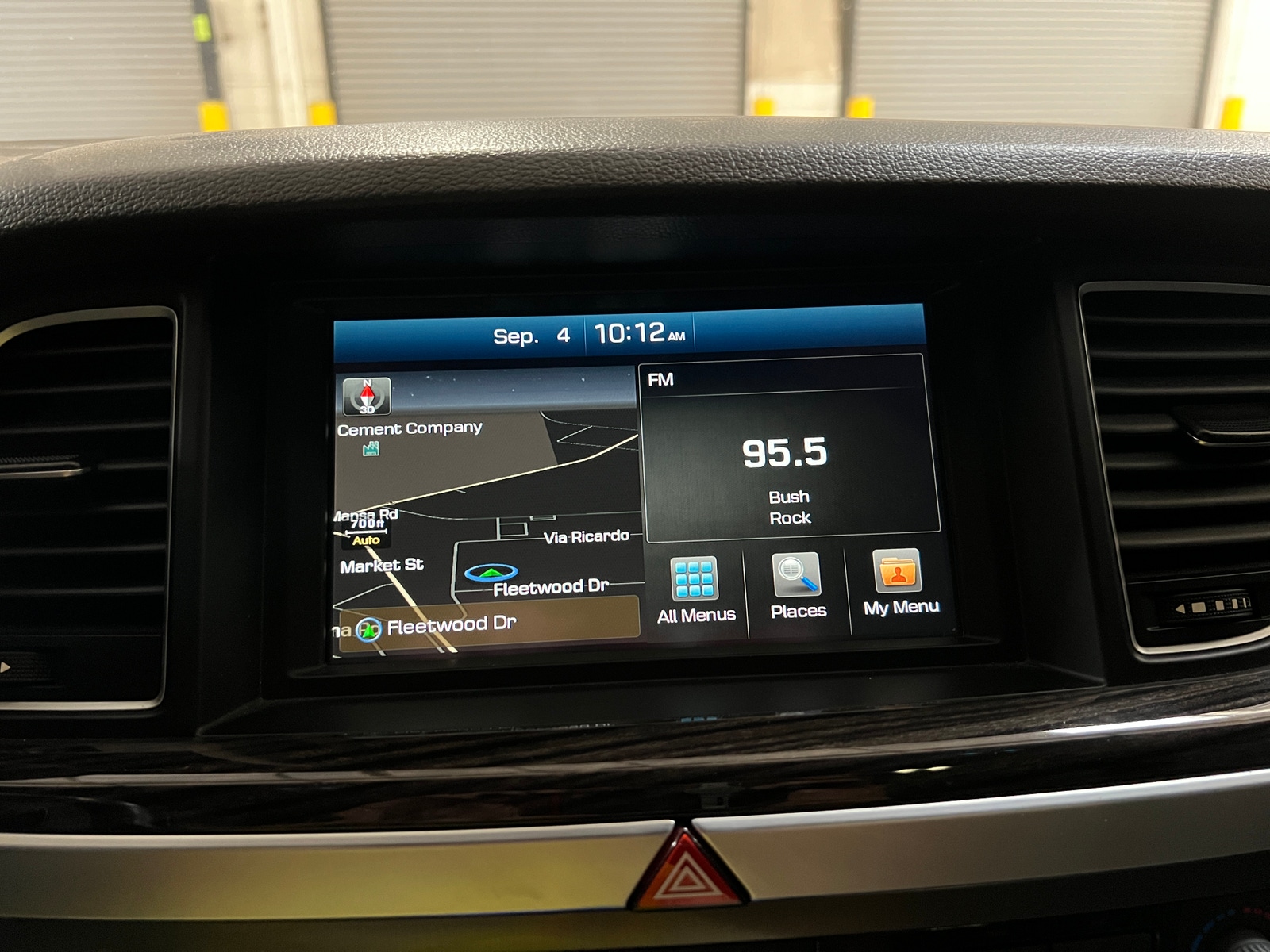 Thumbnail: 2015 Hyundai Genesis - 3