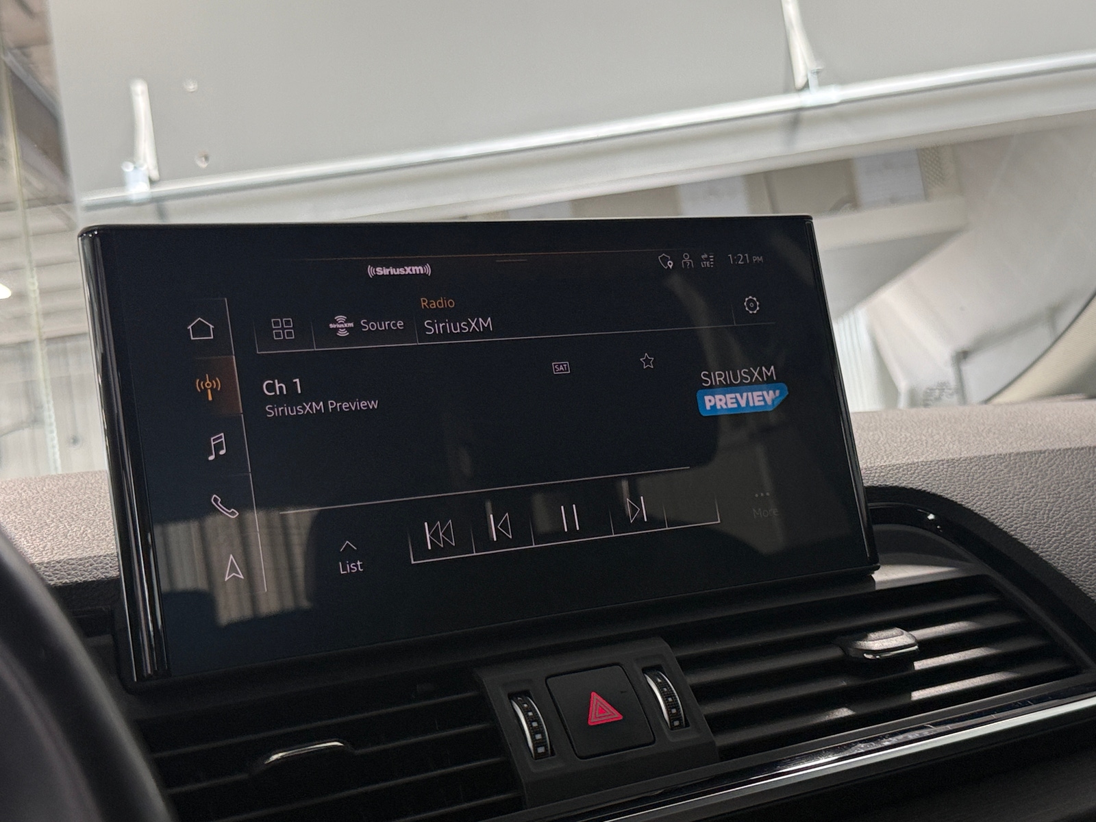 Thumbnail: 2023 Audi Q5 - 3