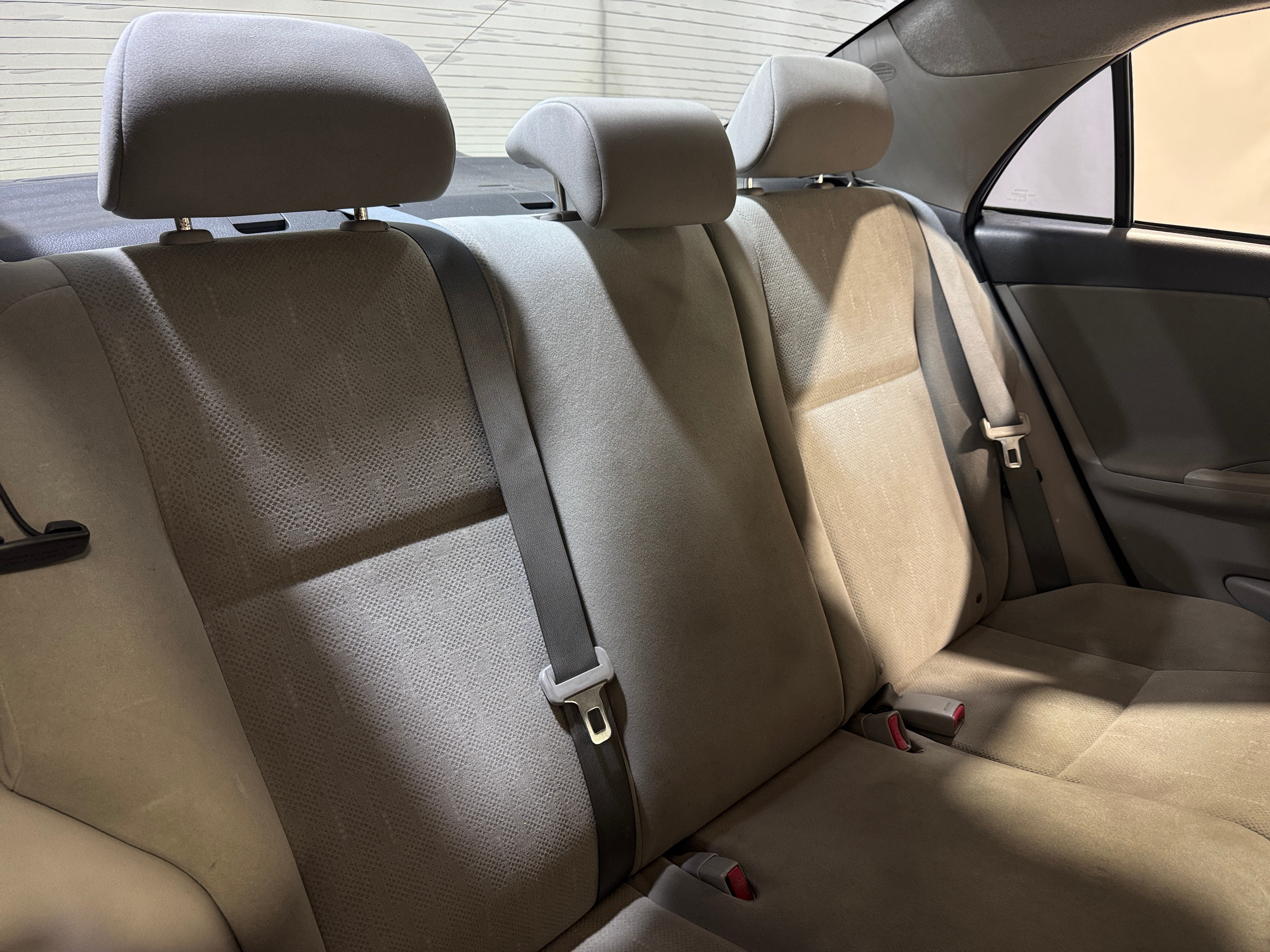 2013 Toyota Corolla L - Photo 9
