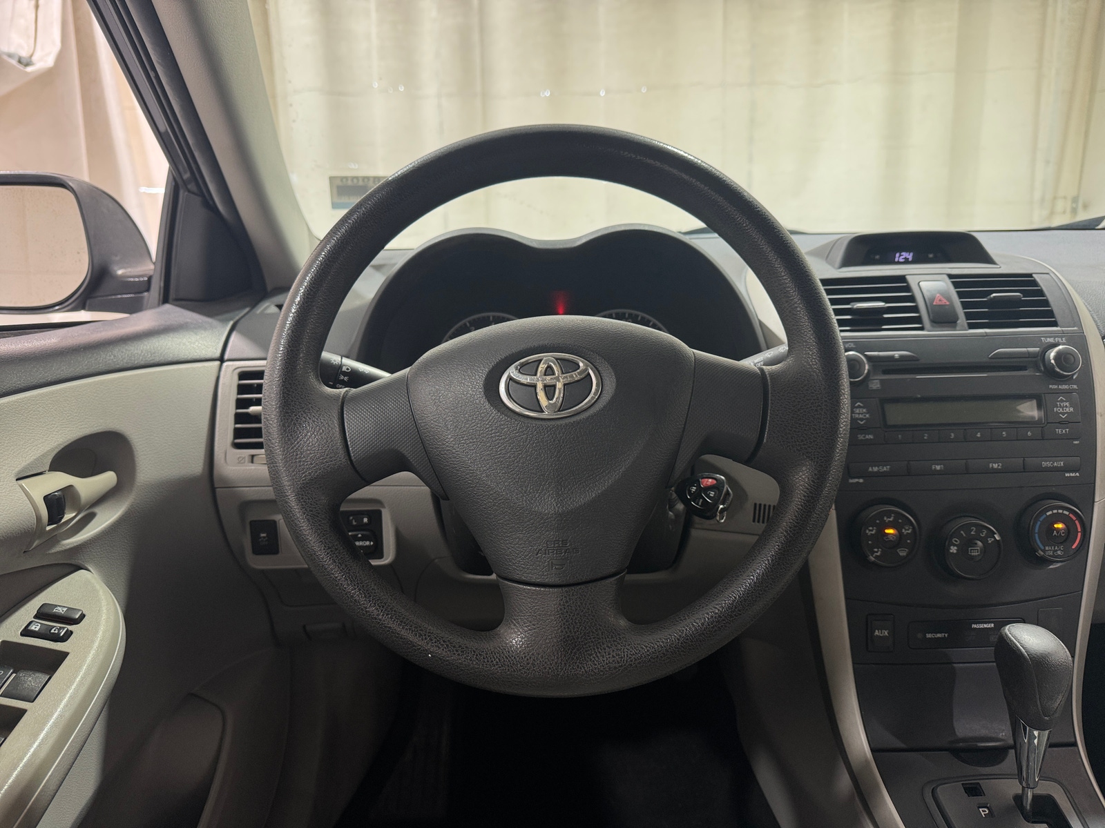 Thumbnail: 2013 Toyota Corolla - 4