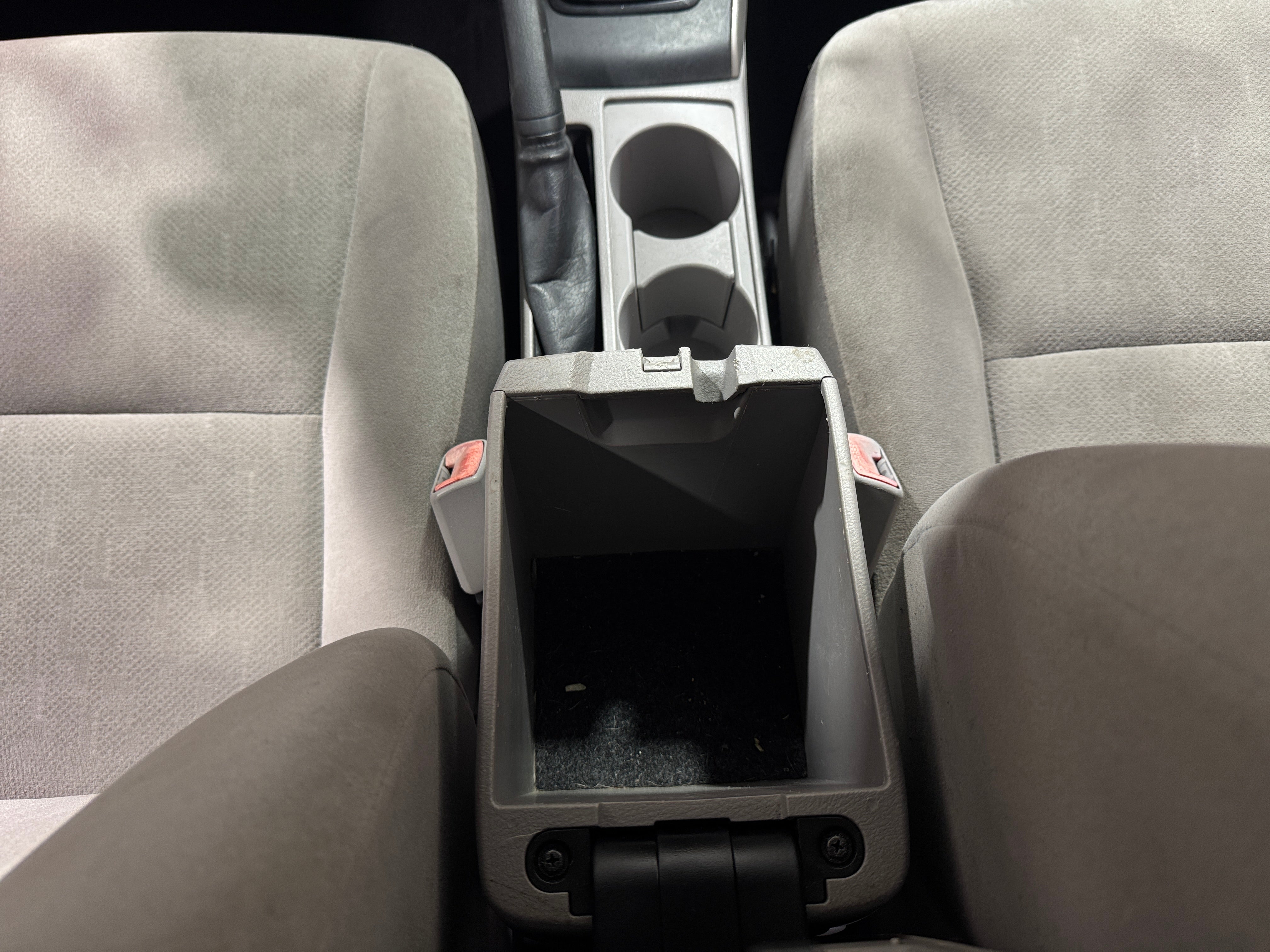 2013 Toyota Corolla L - Photo 12