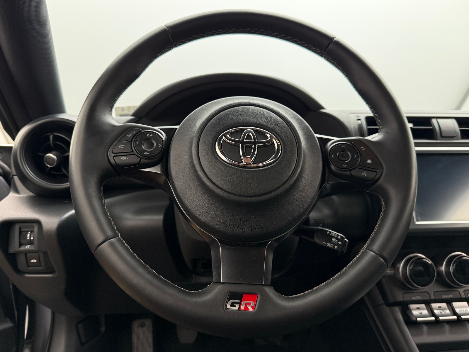 Thumbnail: 2024 Toyota GR86 - 4