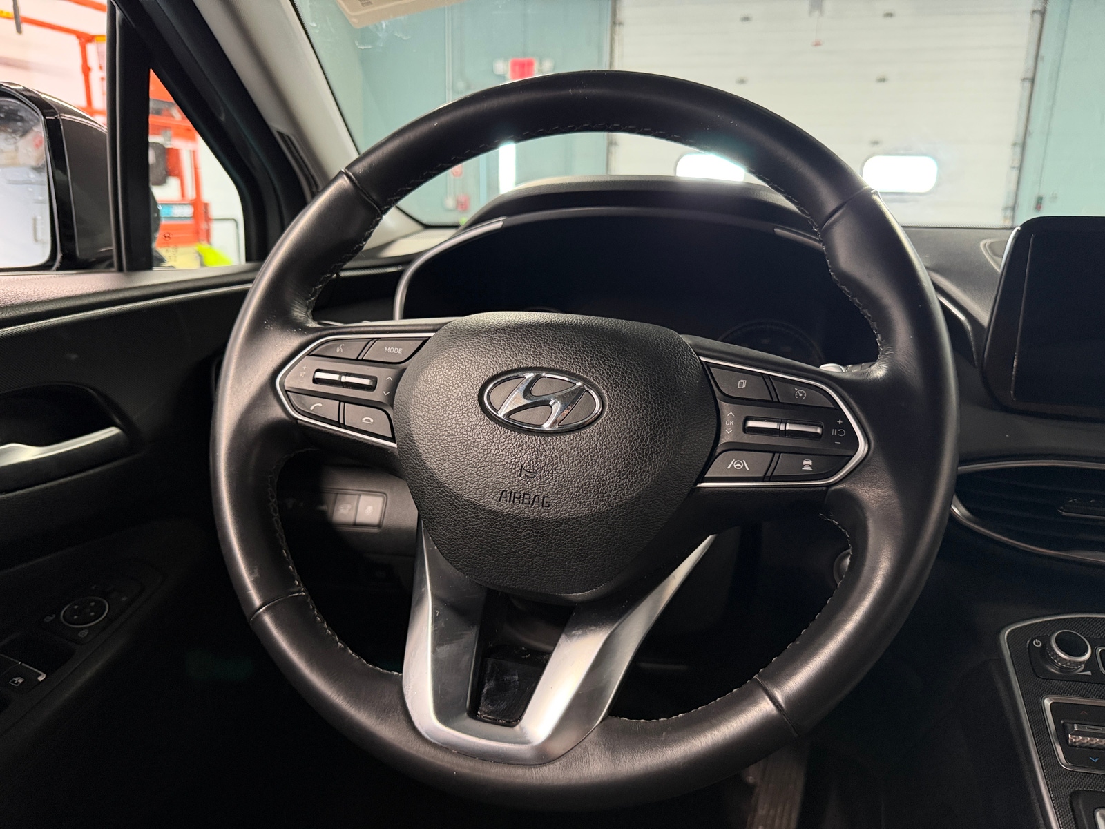 Thumbnail: 2023 Hyundai Santa Fe - 5