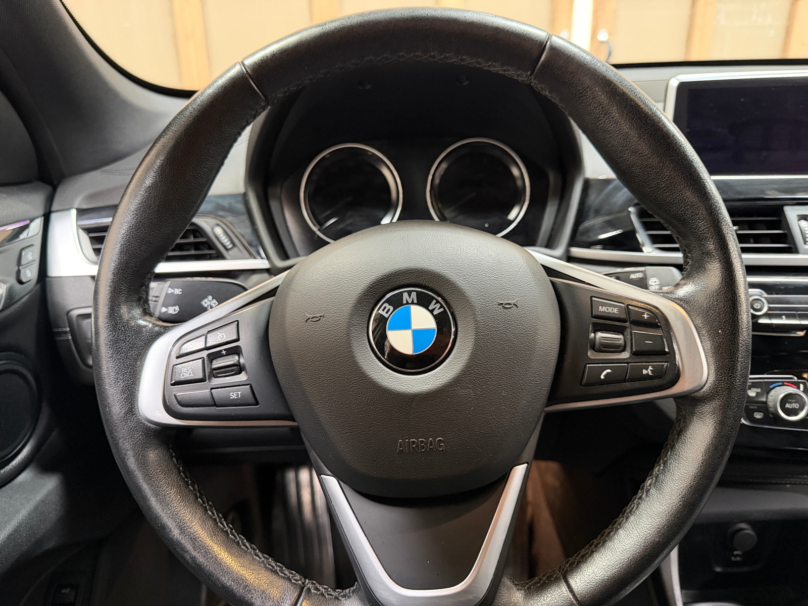 Thumbnail: 2021 BMW X1 - 4