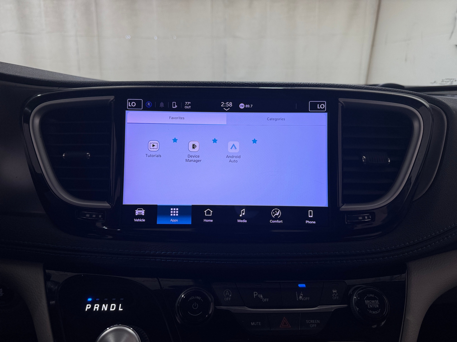 Thumbnail: 2021 Chrysler Pacifica - 4
