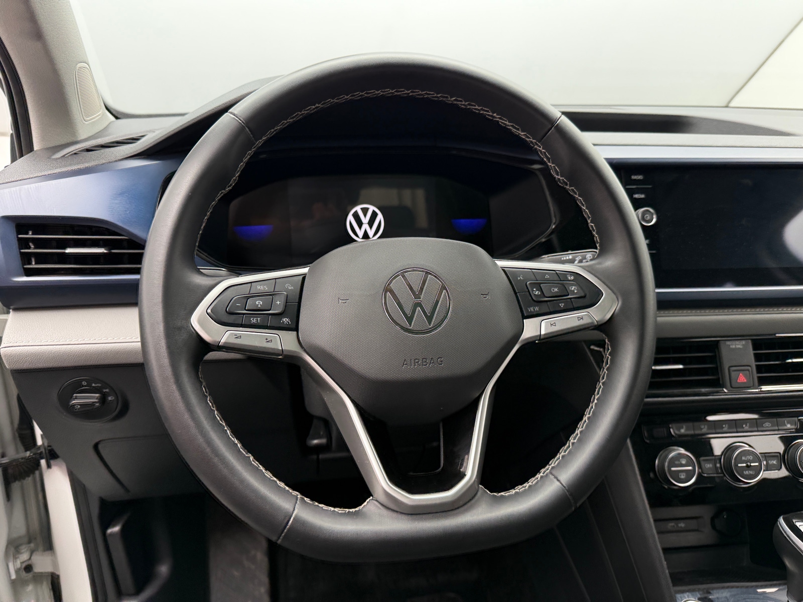 Thumbnail: 2024 Volkswagen Taos - 5