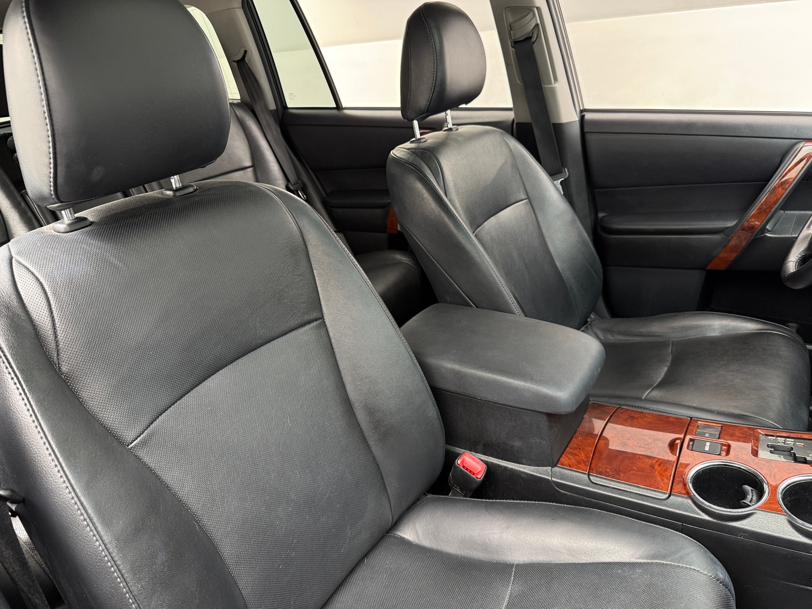 Thumbnail: 2013 Toyota Highlander - 2