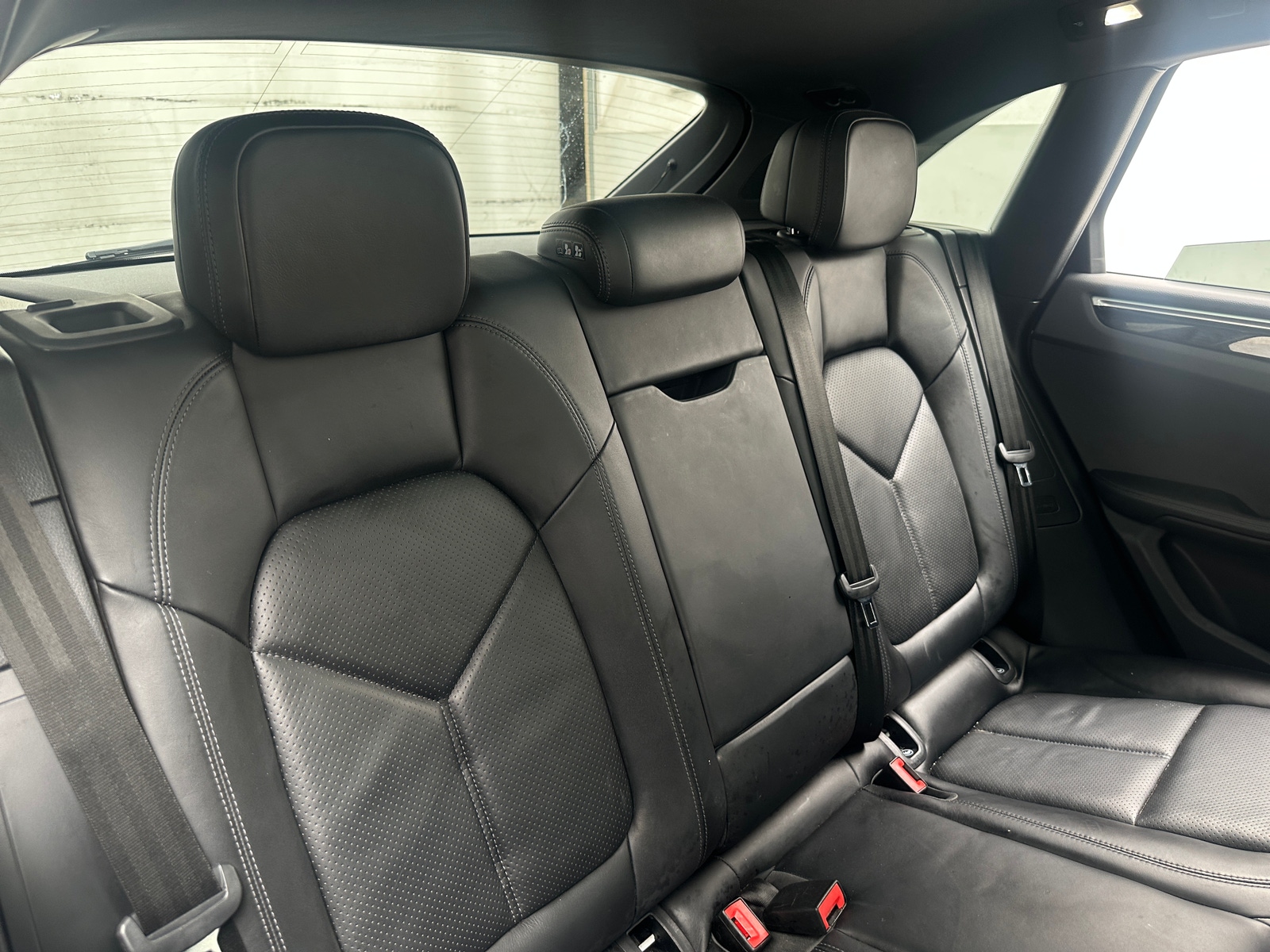 Thumbnail: 2018 Porsche Macan - 6