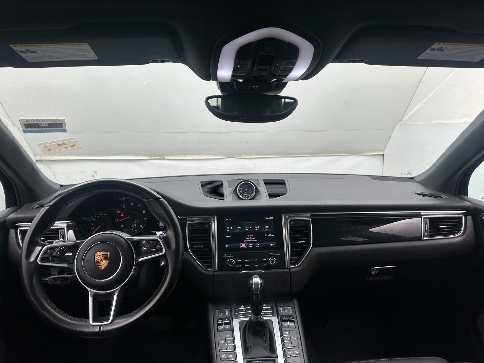 Thumbnail: 2018 Porsche Macan - 3