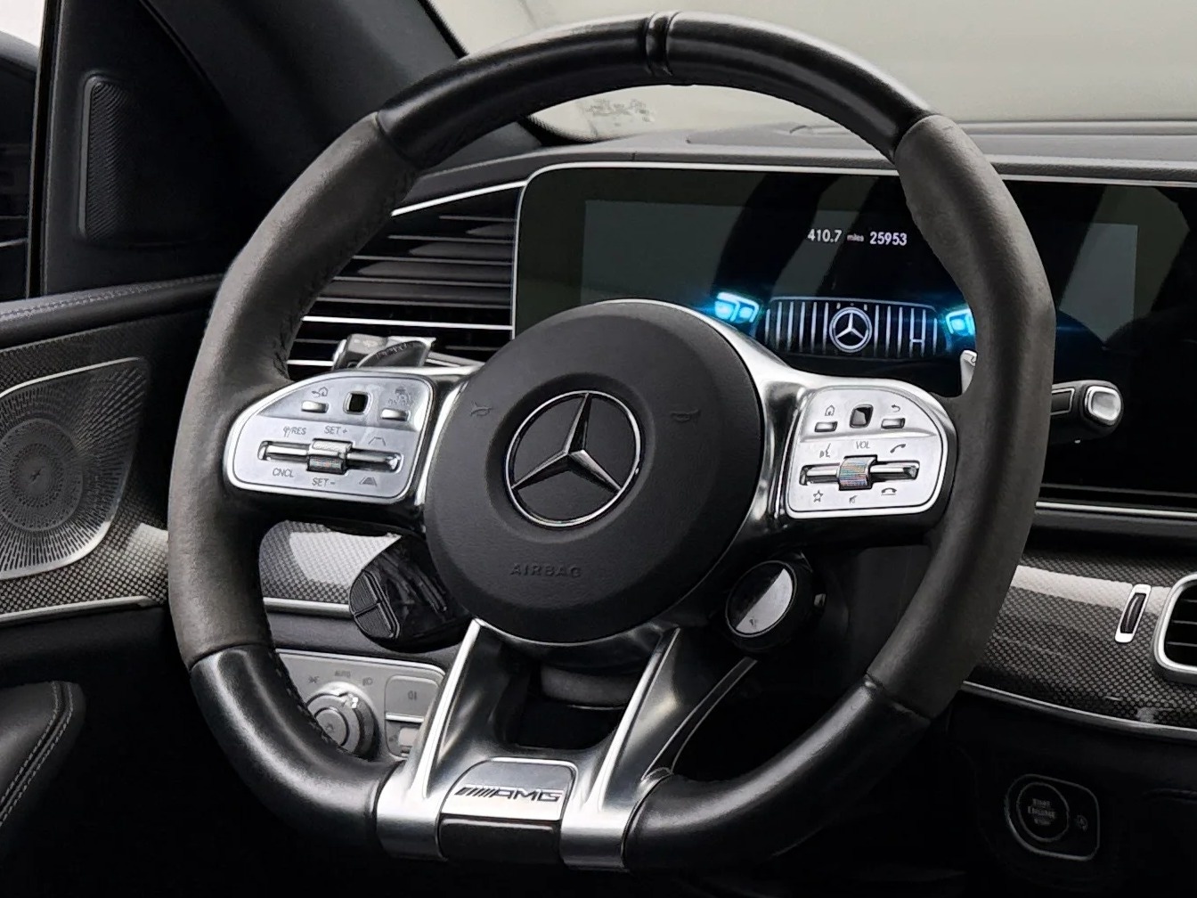Thumbnail: 2023 Mercedes-Benz GLE - 4