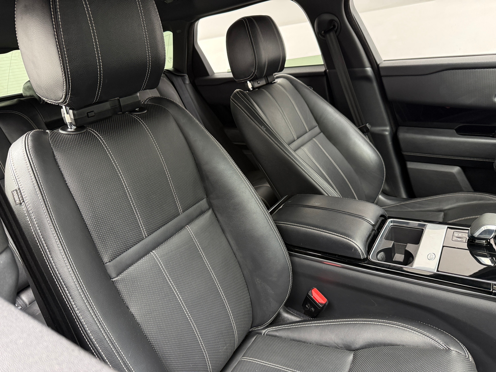 Thumbnail: 2021 Land Rover Range Rover Velar - 2