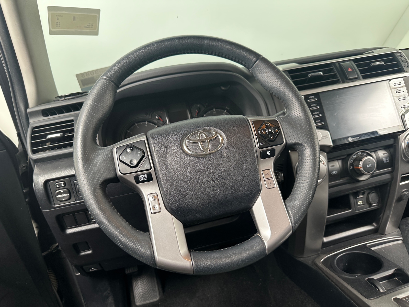 Thumbnail: 2022 Toyota 4Runner - 5