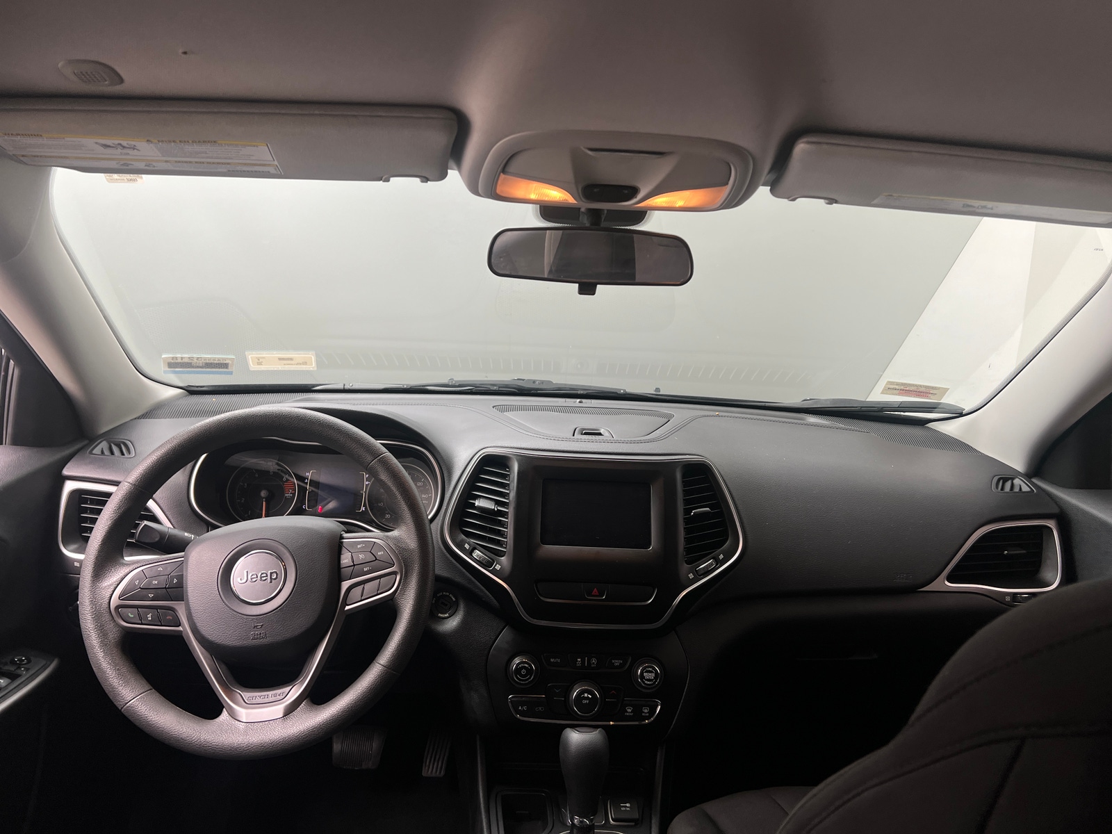 Thumbnail: 2020 Jeep Cherokee - 3