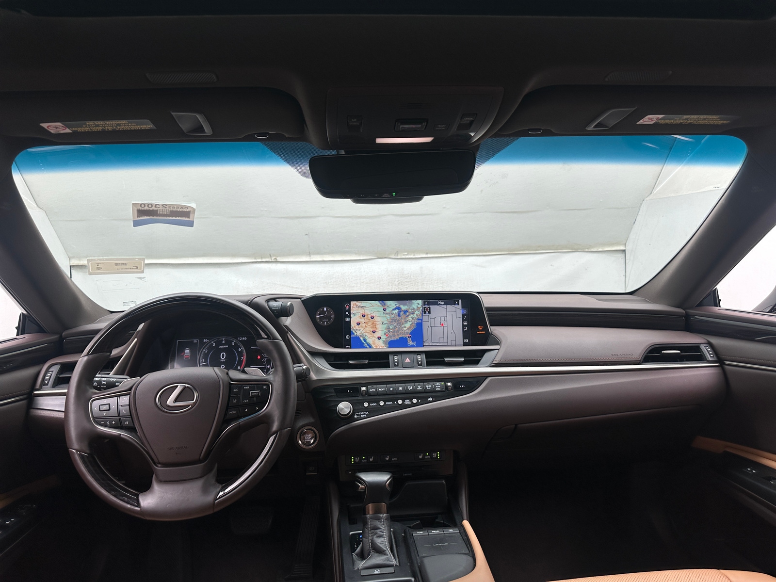 Thumbnail: 2021 Lexus ES - 2