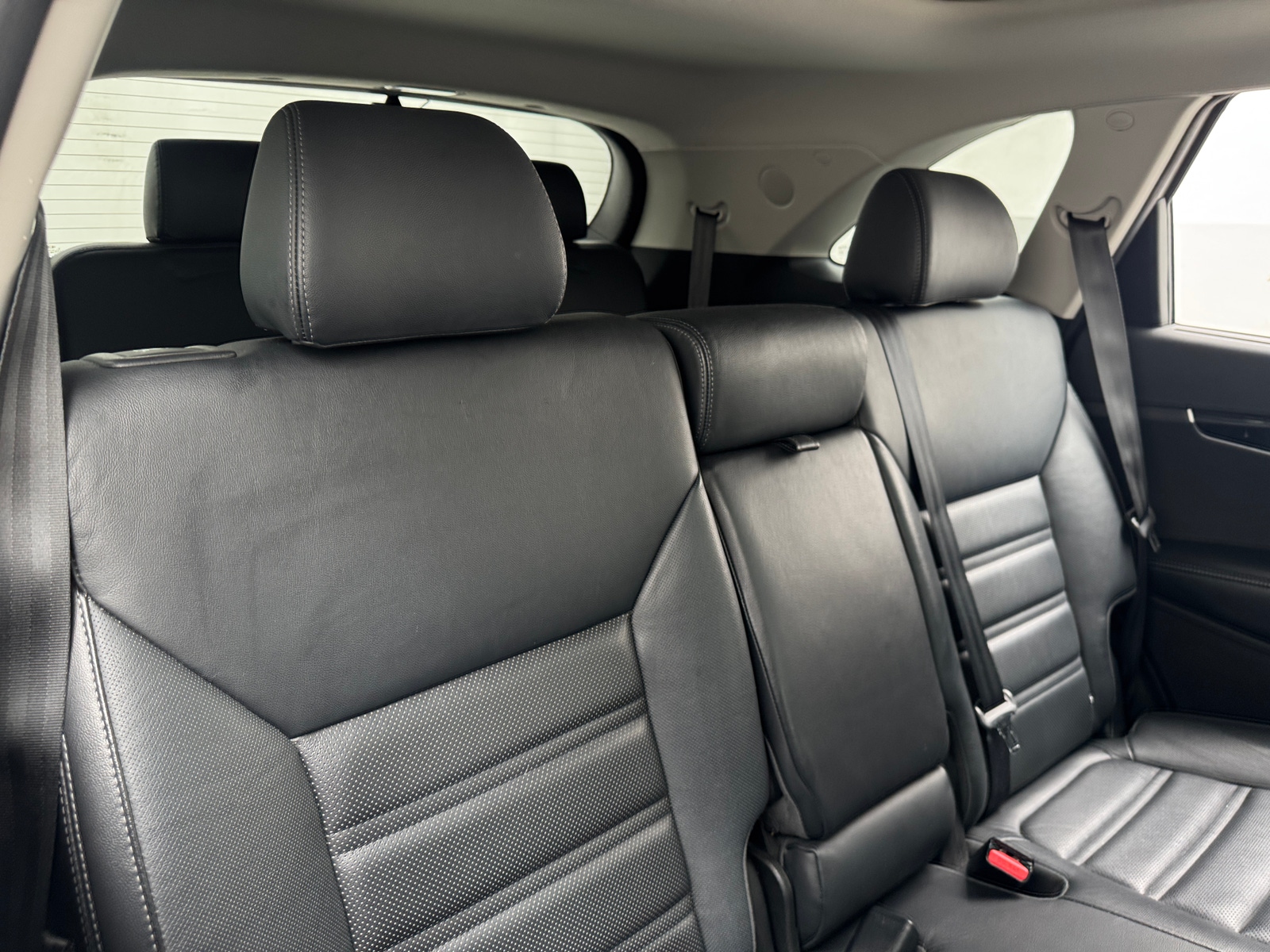 Thumbnail: 2016 Kia Sorento - 5