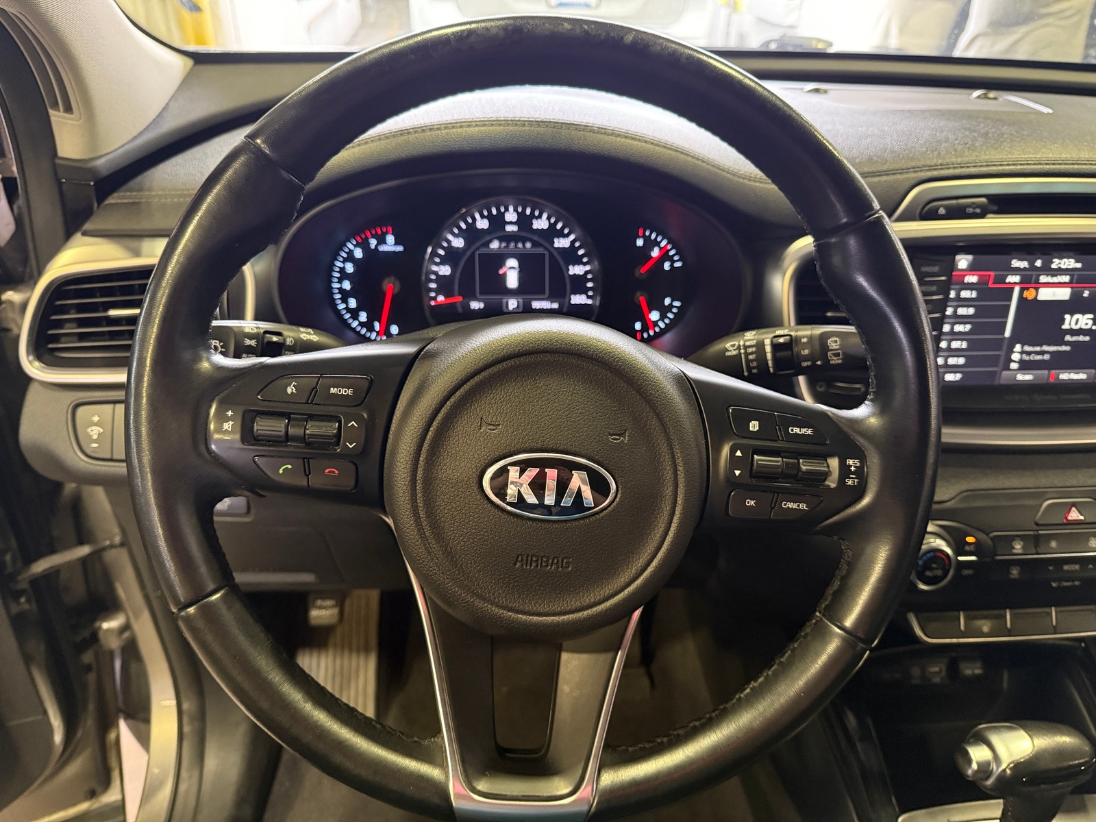 Thumbnail: 2016 Kia Sorento - 4