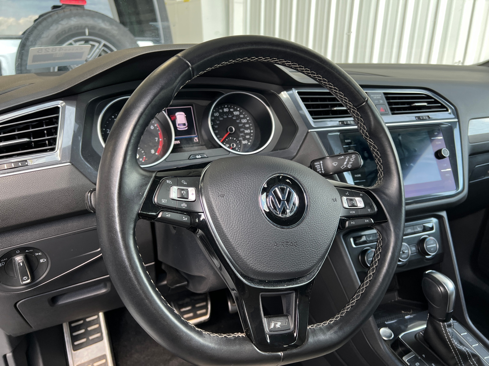 Thumbnail: 2021 Volkswagen Tiguan - 5