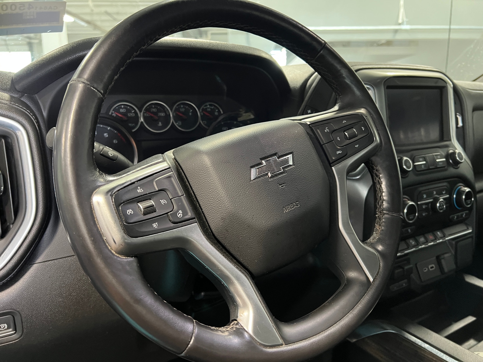 Thumbnail: 2021 Chevrolet Silverado 1500 - 5