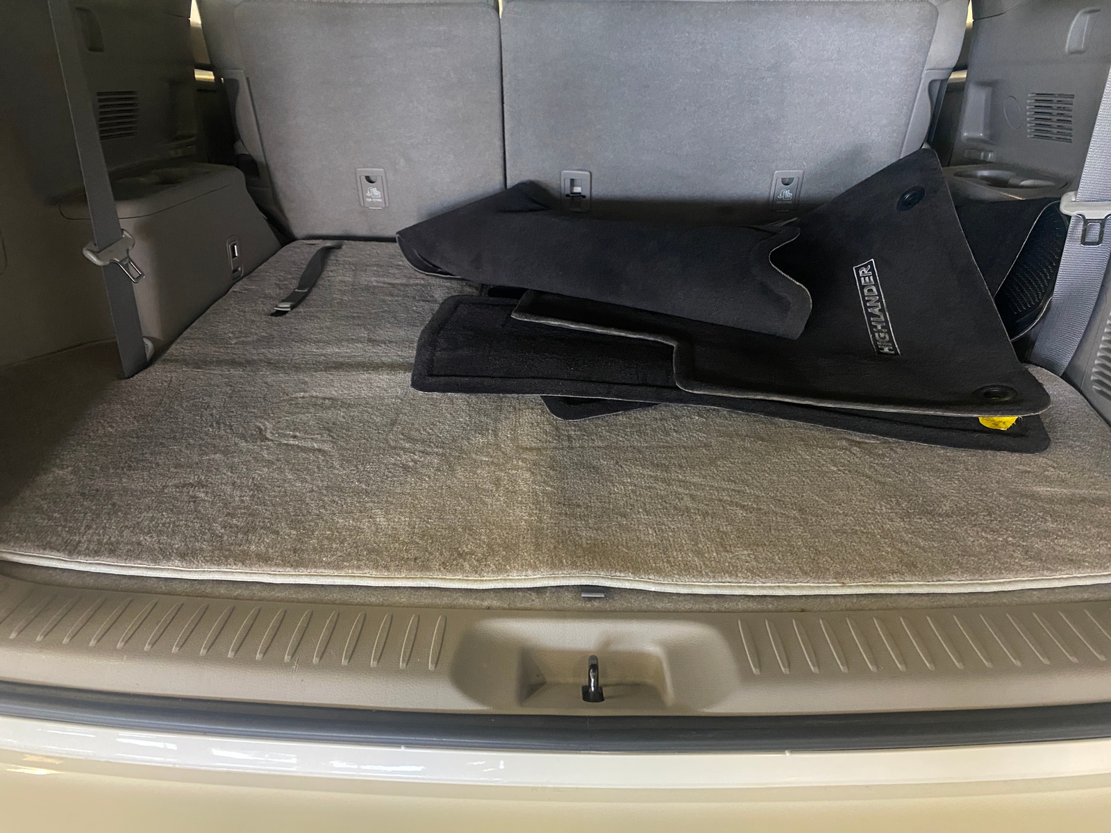 Thumbnail: 2019 Toyota Highlander - 7