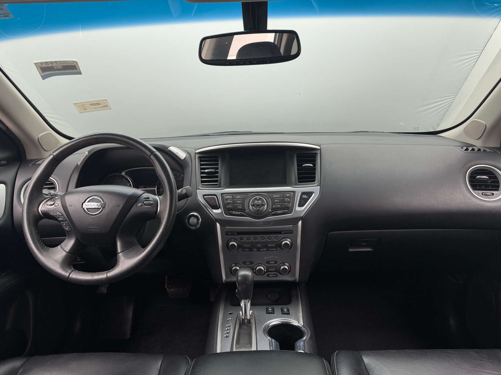 Thumbnail: 2017 Nissan Pathfinder - 2