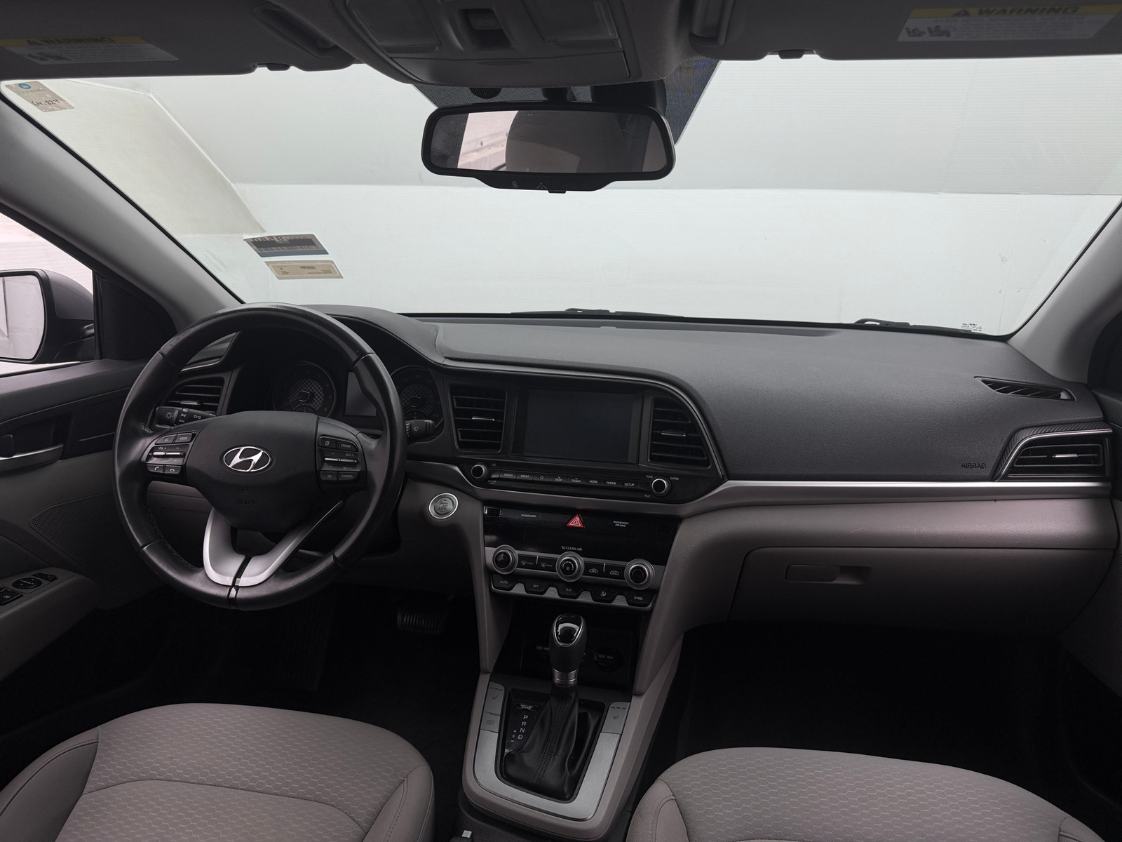 Thumbnail: 2019 Hyundai Elantra - 3