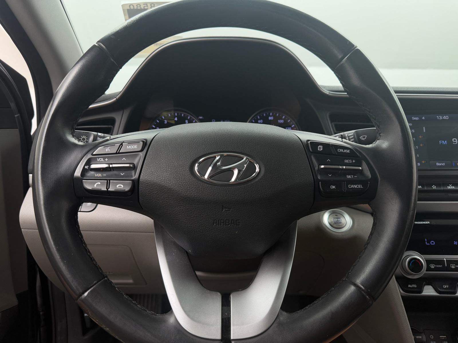 Thumbnail: 2019 Hyundai Elantra - 5