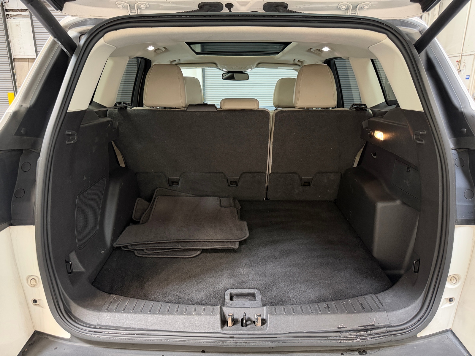 Thumbnail: 2019 Ford Escape - 6