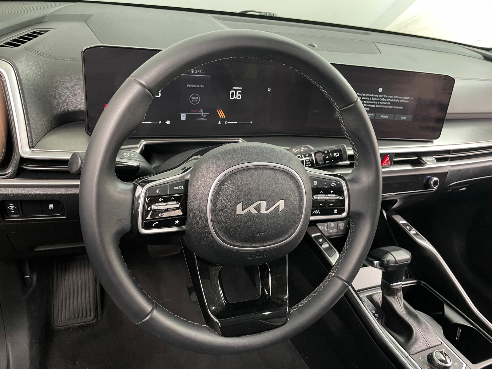 Thumbnail: 2024 Kia Sorento - 4