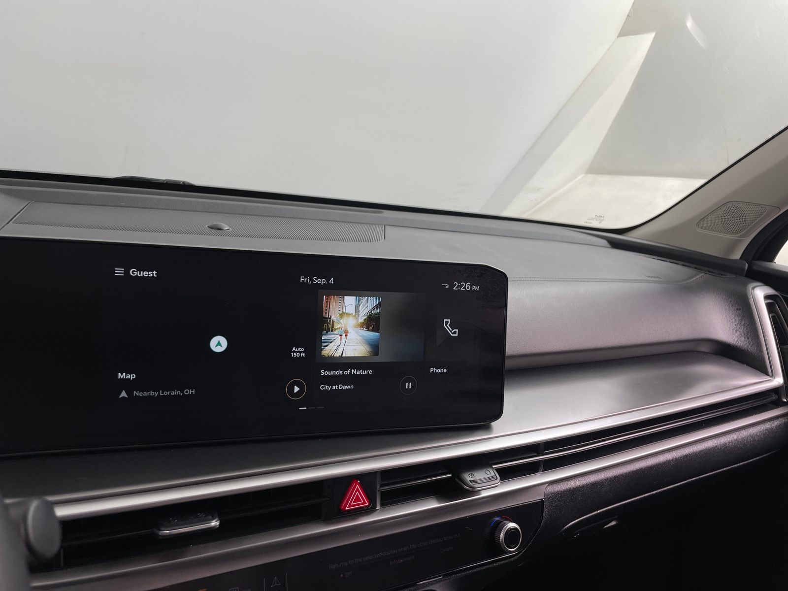 Thumbnail: 2024 Kia Sorento - 3