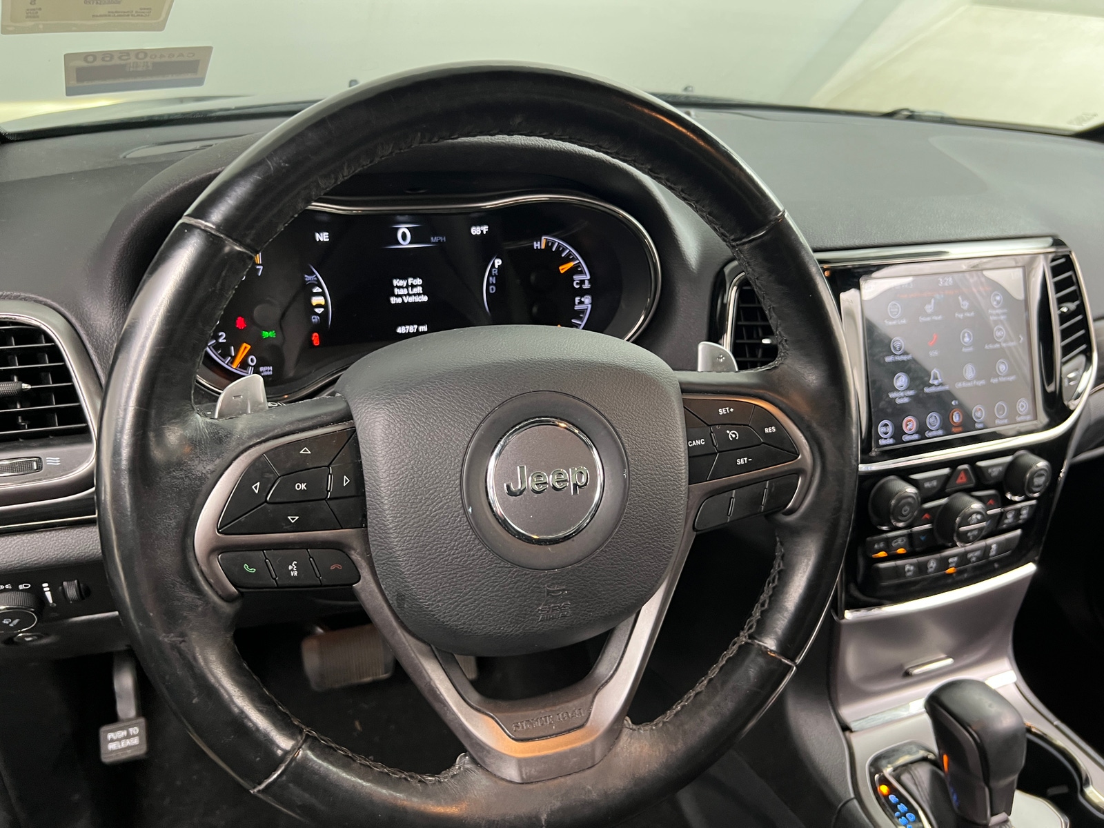 Thumbnail: 2020 Jeep Grand Cherokee - 4