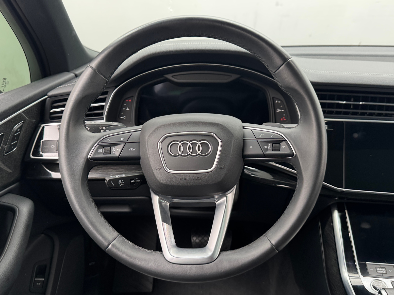 Thumbnail: 2023 Audi Q7 - 5